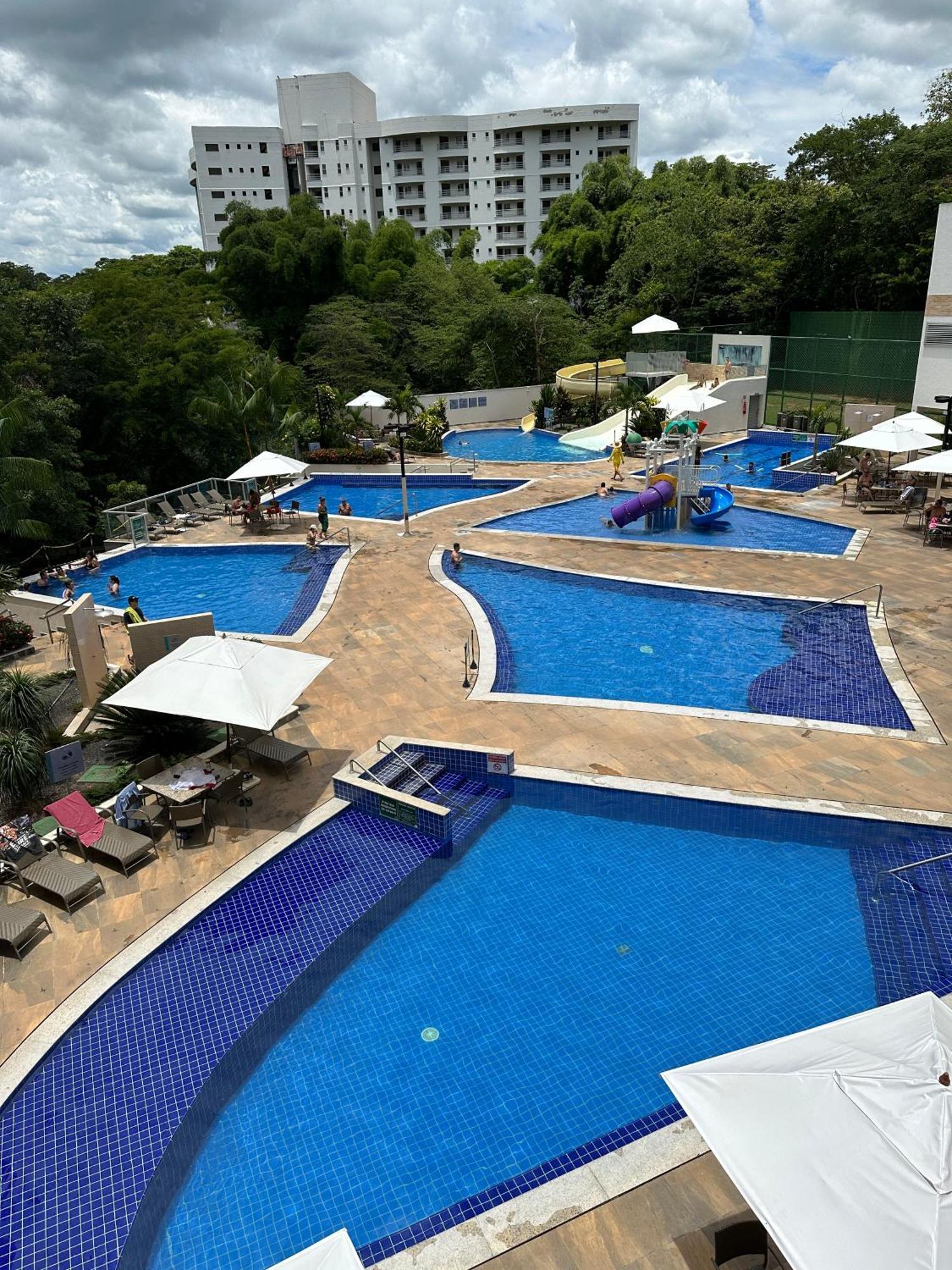 Park Veredas Vista Paras Piscinas No Fundo Esta Liberado Apartment *